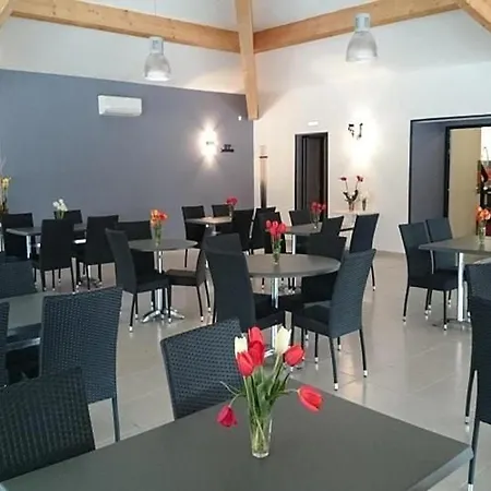 Mobil 6 Pers, Terrasse En Ardeche - Api-1-52-777 * Saint-Maurice-d'Ibie